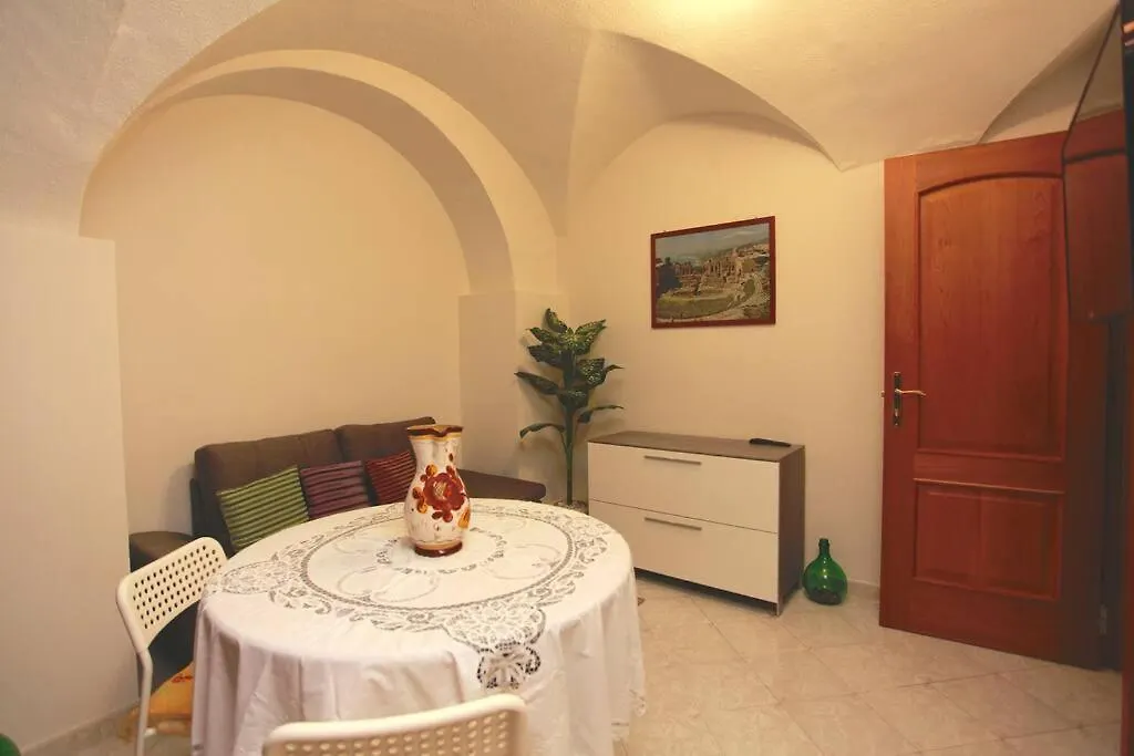 Albert House Apartment Taormina 0*,  Italy