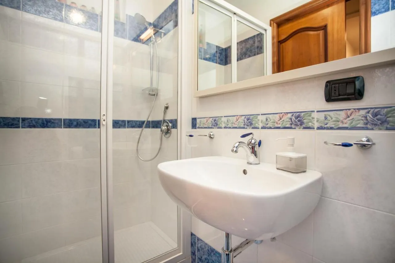 Albert House Apartment Taormina 0*,