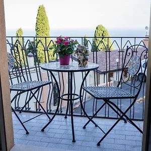 Tyche Apartaments&rooms Taormina