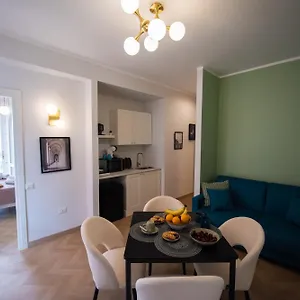 Clara Apartment